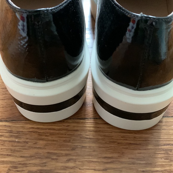 Linea Paolo wedge sneaker bootie with zipper - Picture 4 of 8